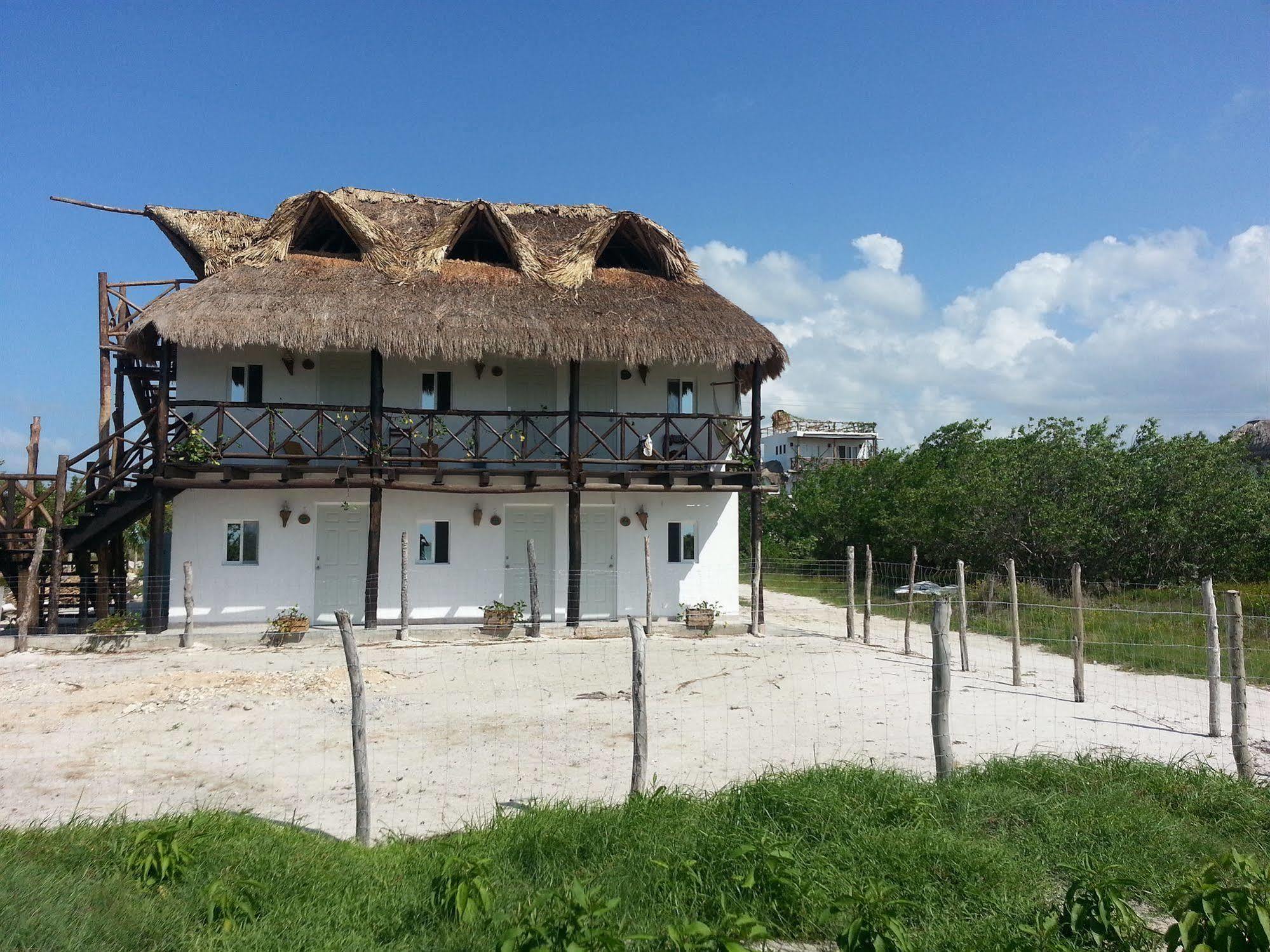 Blatha Tropical Rooms Holbox Eksteriør bilde